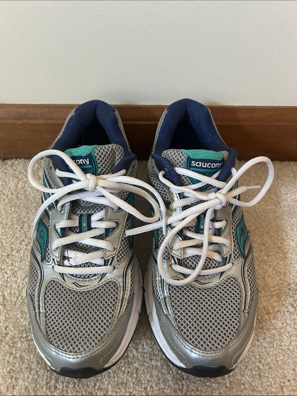 Saucony Silver Mesh Running Shoes with Teal and Navy Details